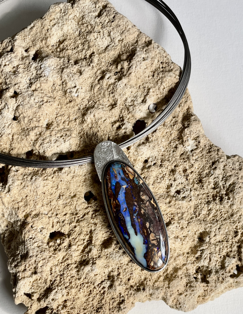 Koroit-Opal 51 x 25 mm in 925 Silber